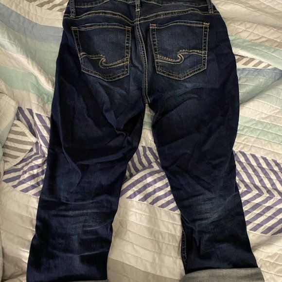 Silver Jeans Co Elyse Cropped Jeans - Picture 2 of 3